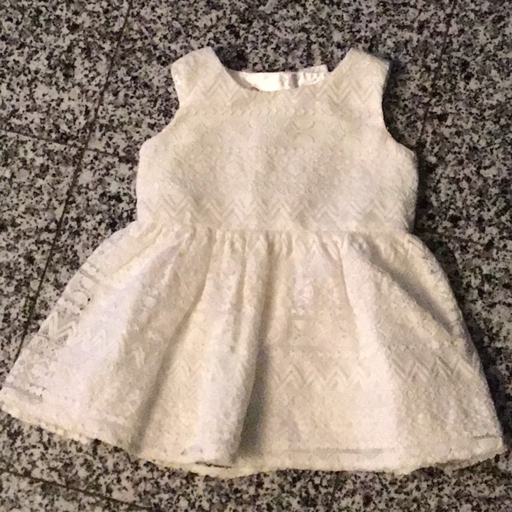 White Sleeveless Dress